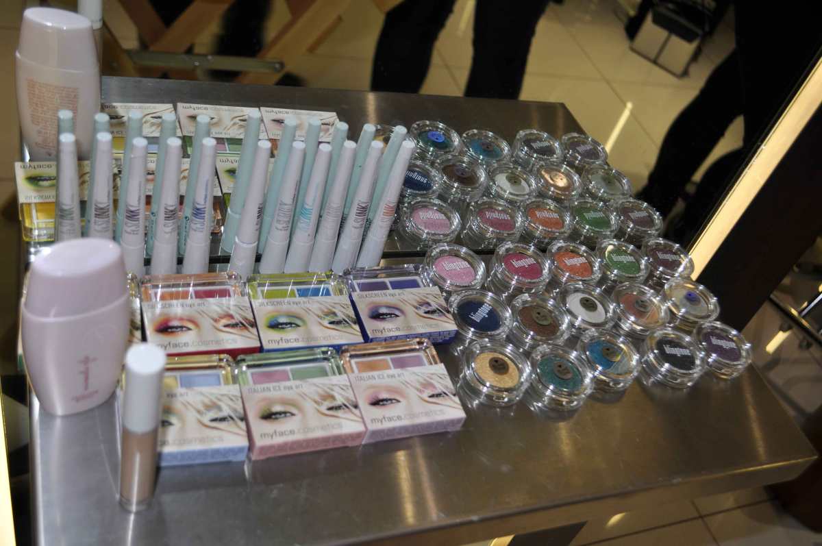 Myface cosmetics - check out the blingtones!