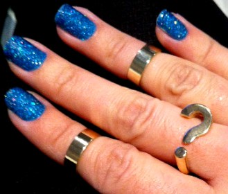 nails with opi liquid sand - somanylovelythings