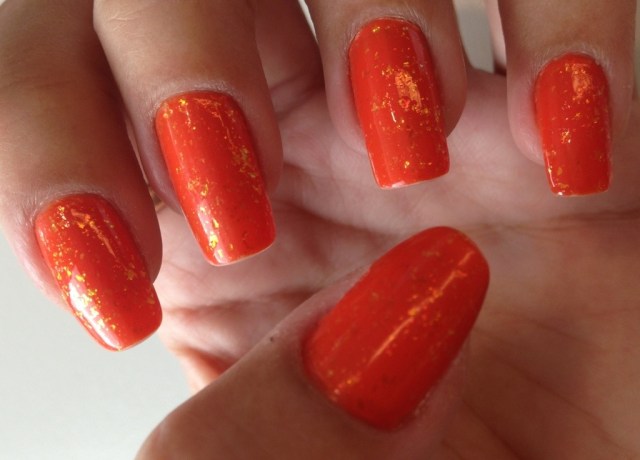 orange nails - somanylovelythings