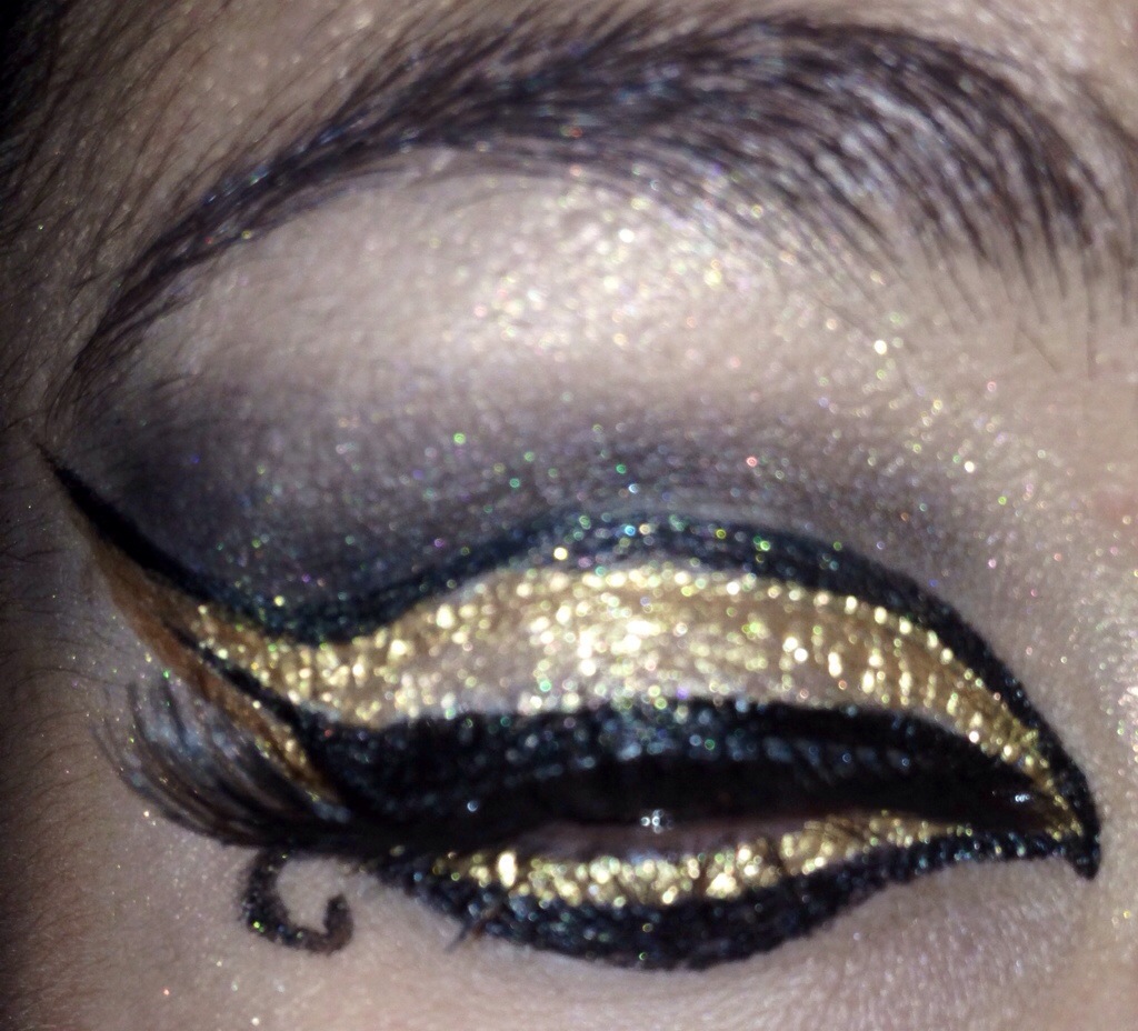 Black and gold eyes using eyeko liquid metal eyeliner - somanylovelythings