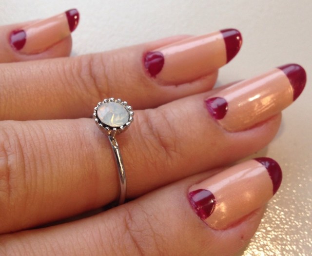 nude and red manicure - somanylovelythings