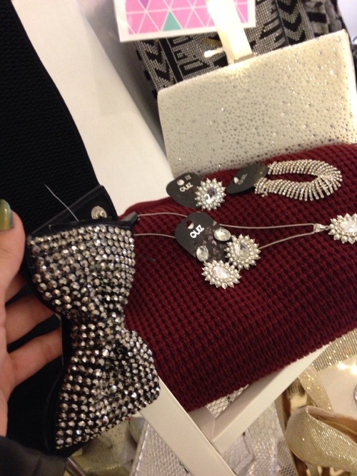 snow pr preview - somanylovelythings