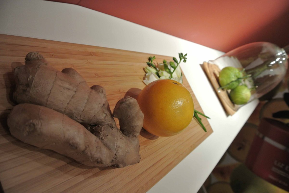 Liz Earle Bath & Body collection lau