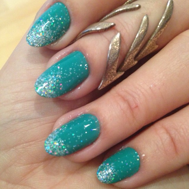 teal with holographic silver glitter nails - somanylovelythings