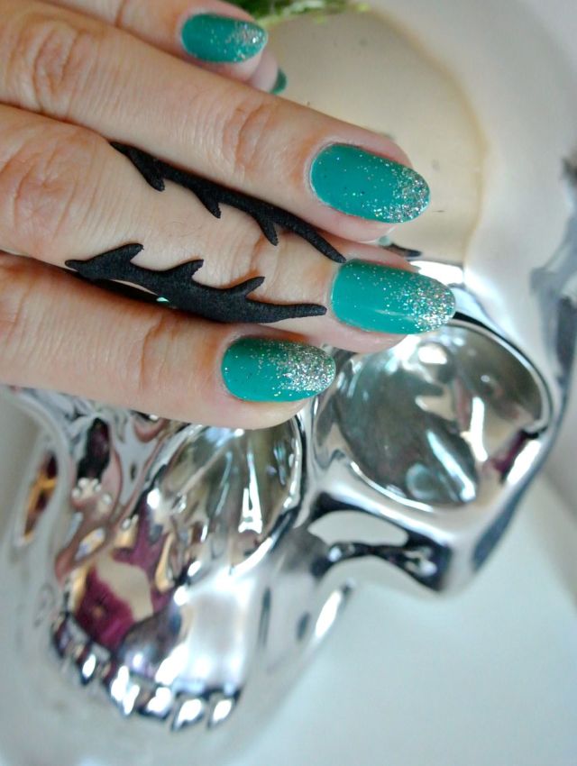 the rogue and the wolf betray ring - somanylovelythings