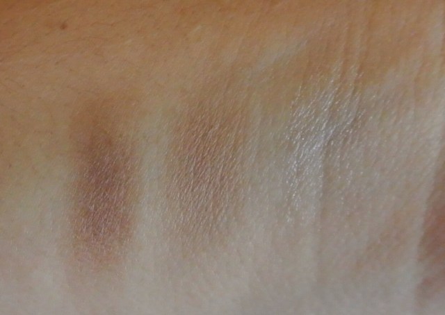 b. defined eyebrow kit swatch