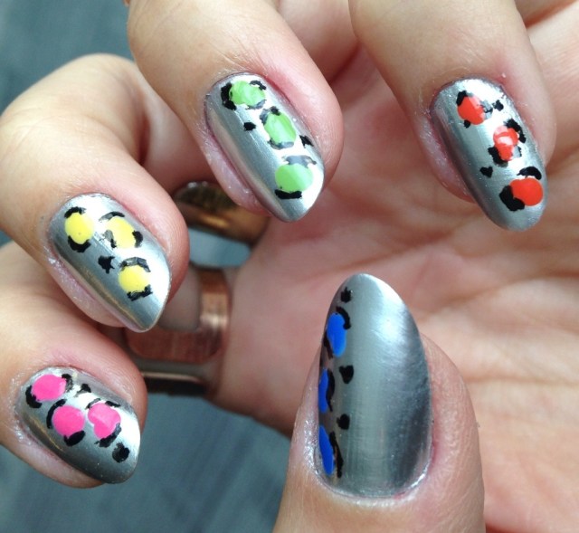 silver and colourful leopard print nails - somanylovelythings