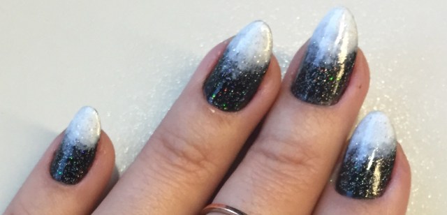 black and white nails - somanylovelythings