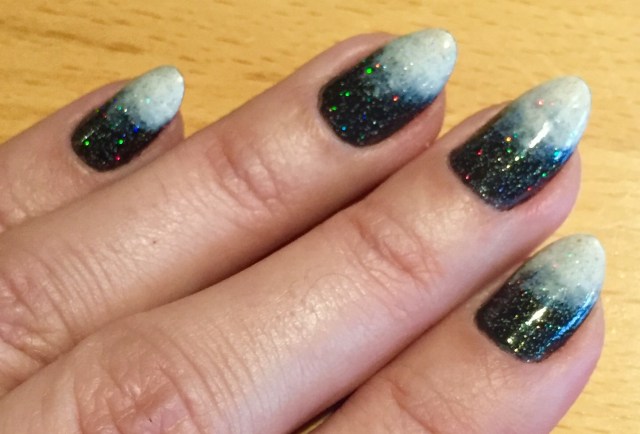 black and white nails - somanylovelythings