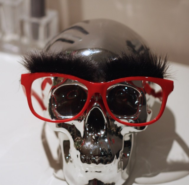 specsavers red nose day glasses