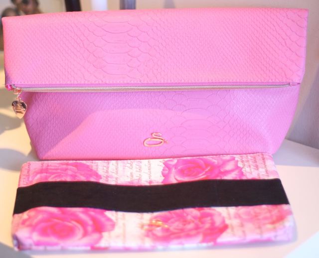 sanctum_hotel_washbags01