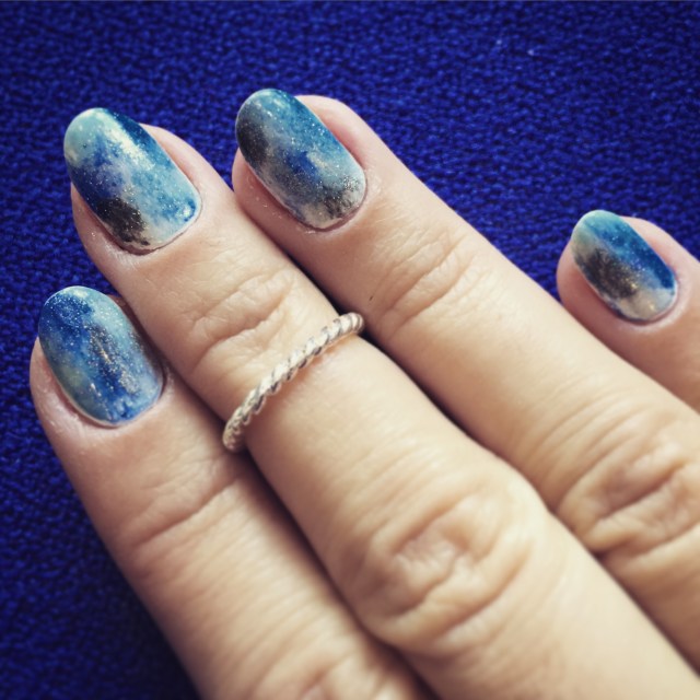blue, black and silver nail art - somanylovelythings