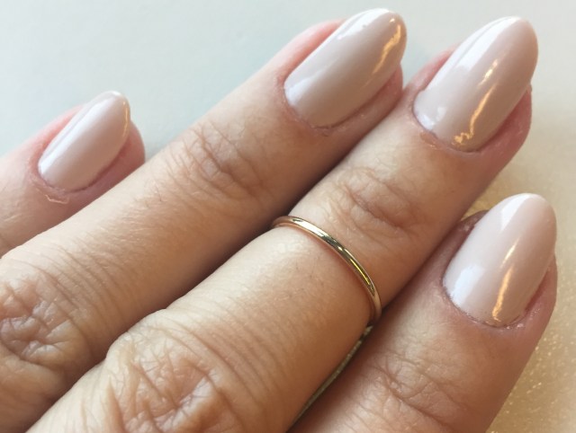 nude nails - somanylovelythings.com