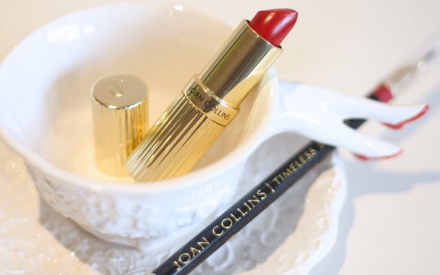 joan collins divine lips crystal