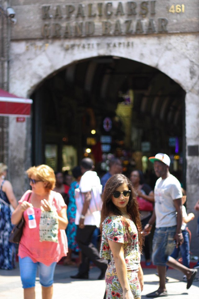 little_book_fashion_holiday1 (1 of 9)