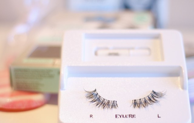 eylure_fleur_de_force_review - 2