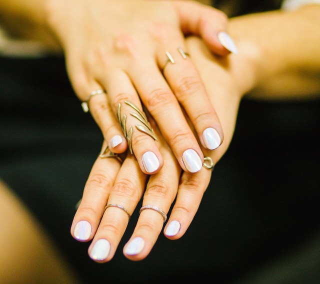 elegant-touch-hall-of-mirrors-review - 2