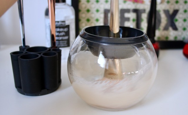 stylpro-makeup-brush-cleaner-dryer-review-4