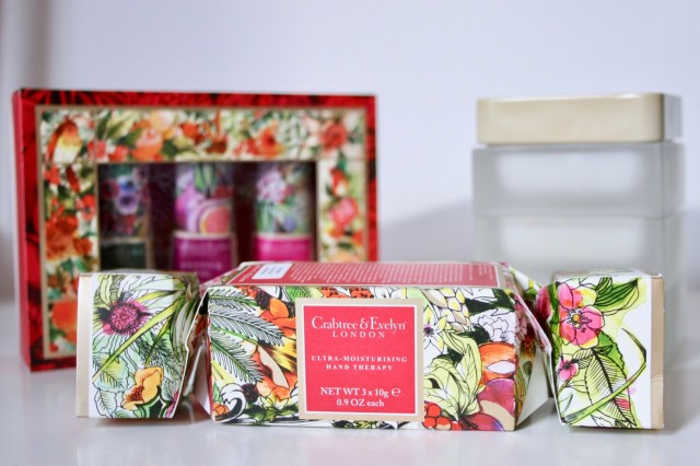 crabtree-evelyn-rose-pineapple-review-1